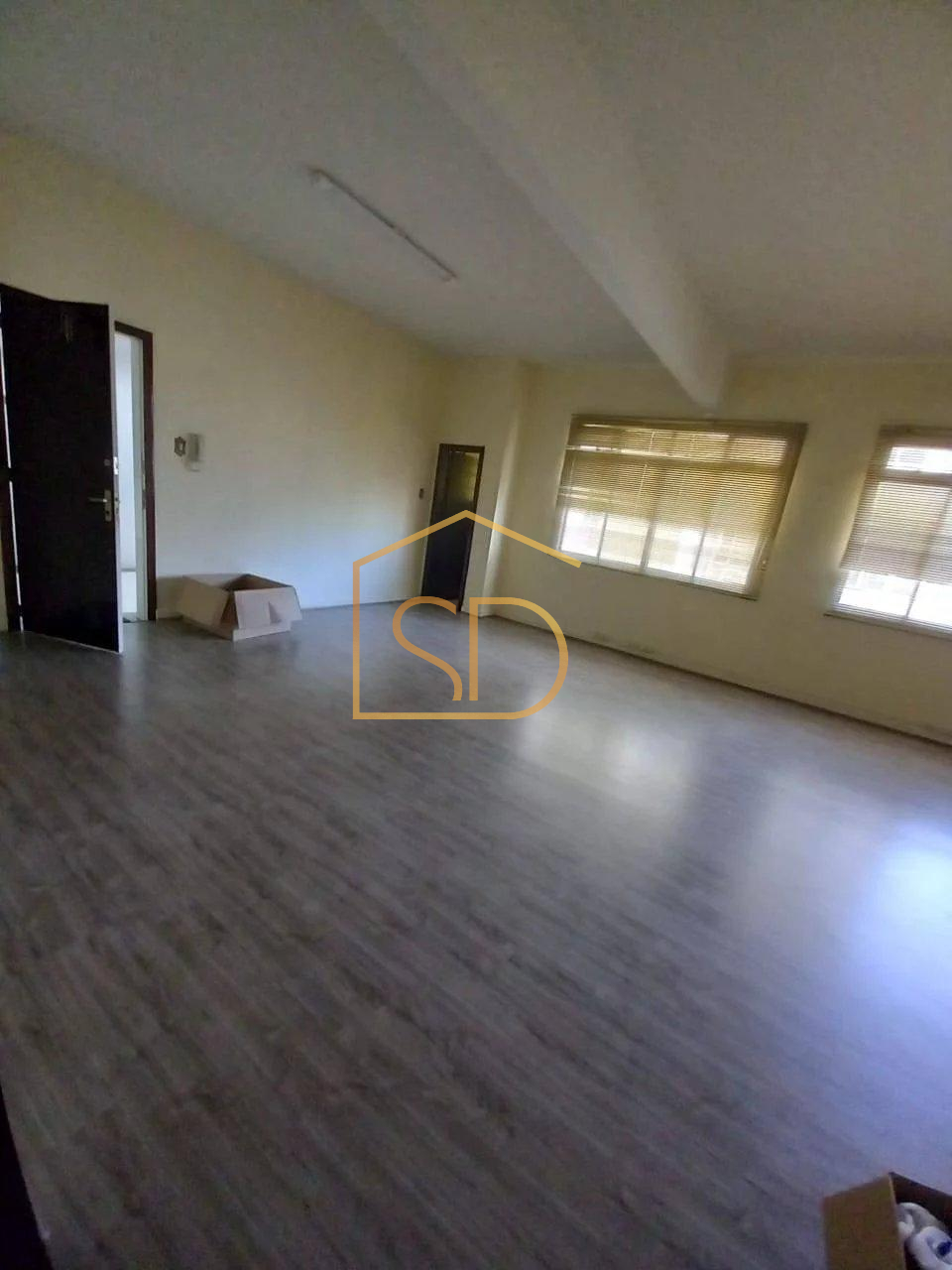 RESERVADO - 2 Salas amplas, comercial 110m², à venda em Curitiba, Centro - Solange Delfim Consultora de Imóveis