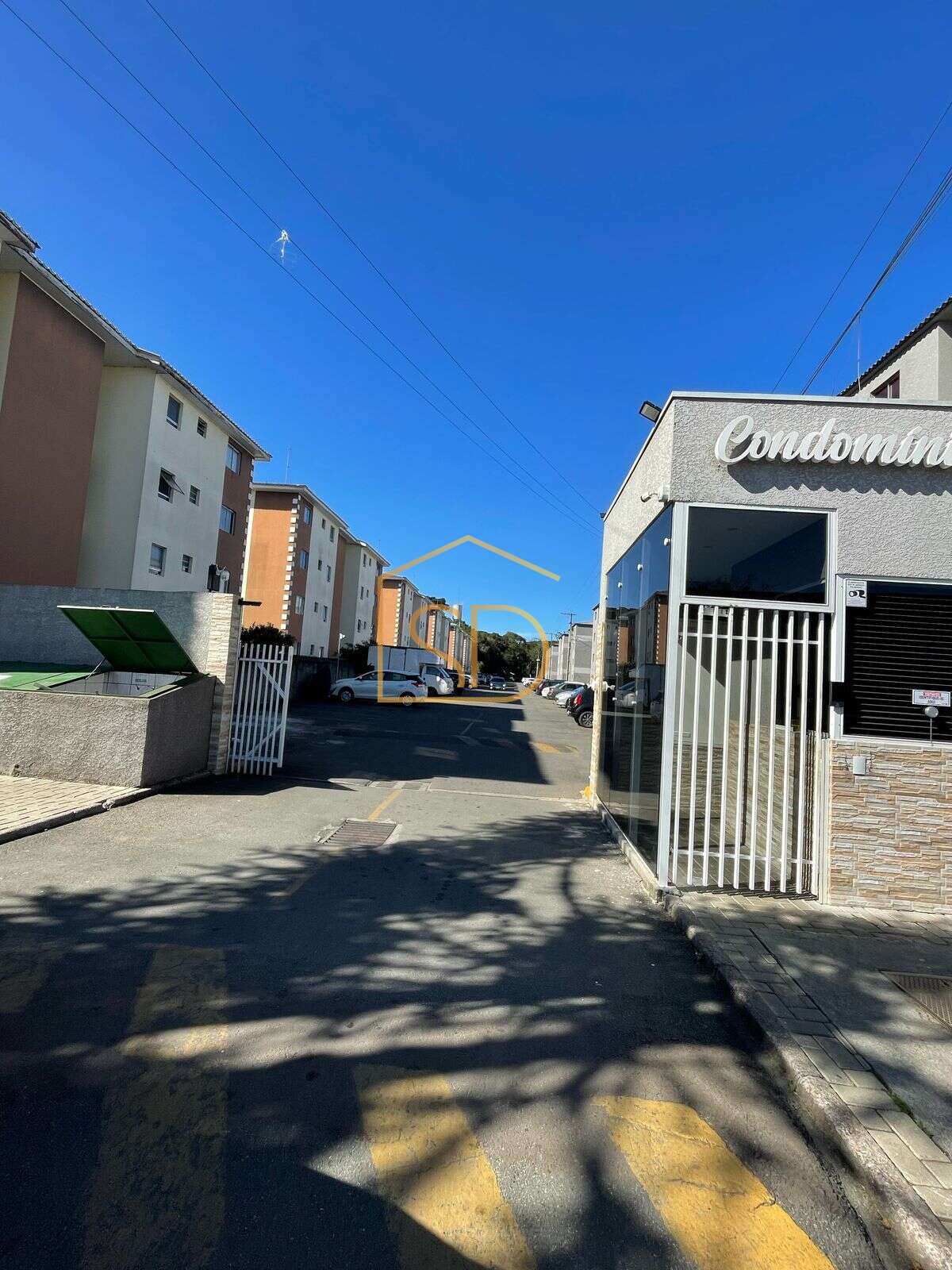 Apartamento para alugar, no Condomínio Parque Santo Agostinho,com 2 quartos em São José dos Pinhais, Ouro Fino. - Solange Delfim Consultora de Imóveis