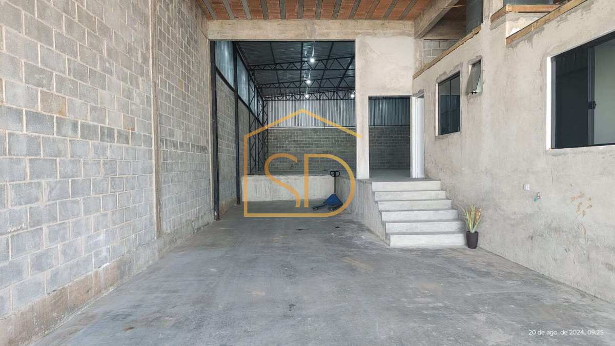 Espetacular Barracão para Logistica ou Industrial com 320m² à venda em São José dos Pinhais, Barro Preto. - Solange Delfim Consultora de Imóveis