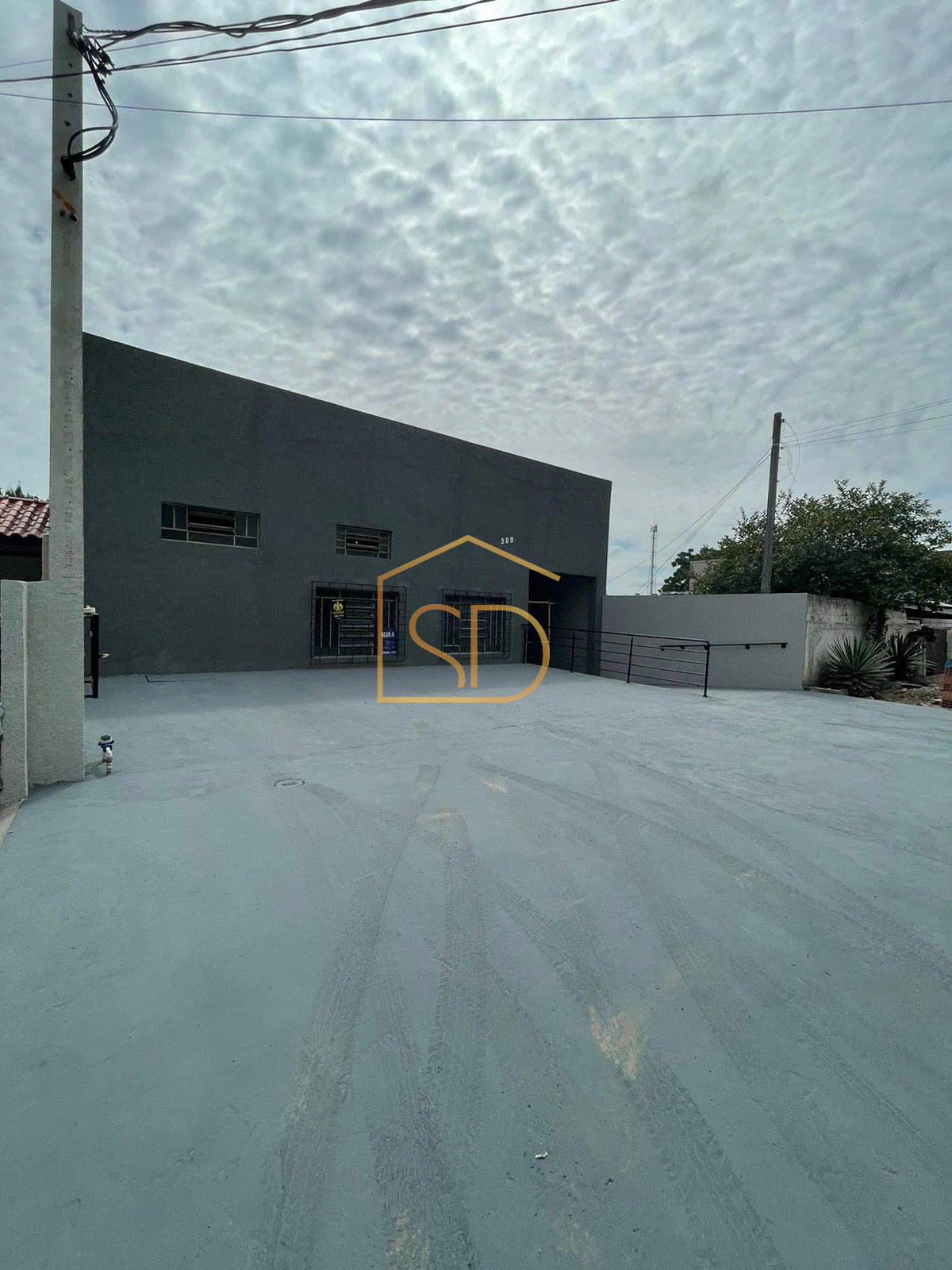 Excelente Barracão Comercialou Industrial , 320m², á venda, em São José dos Pinhais, Cidade Jardim - Solange Delfim Consultora de Imóveis