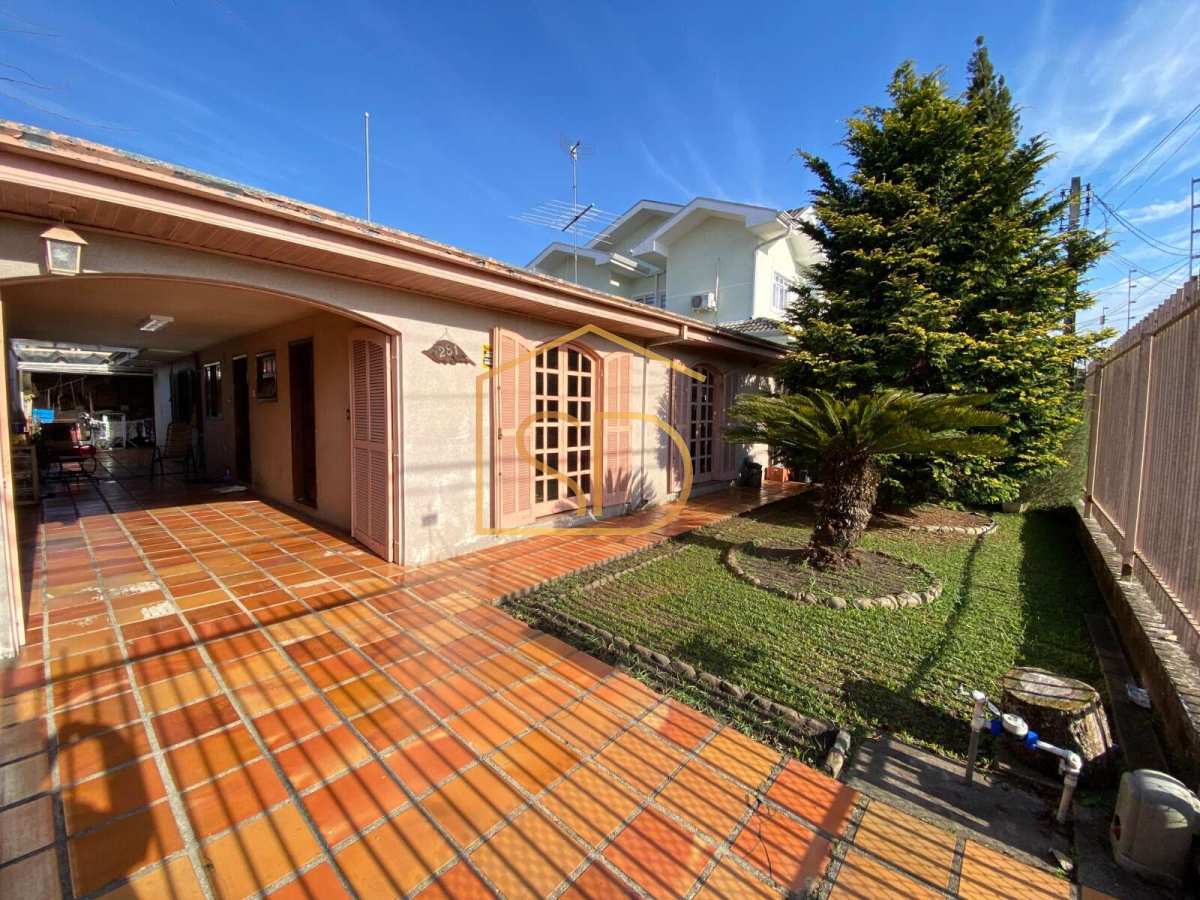 Casa à venda, no Conjunto Urano em São José dos Pinhais, Afonso Pena, com 4 quartos, 120m² - Solange Delfim Consultora de Imóveis