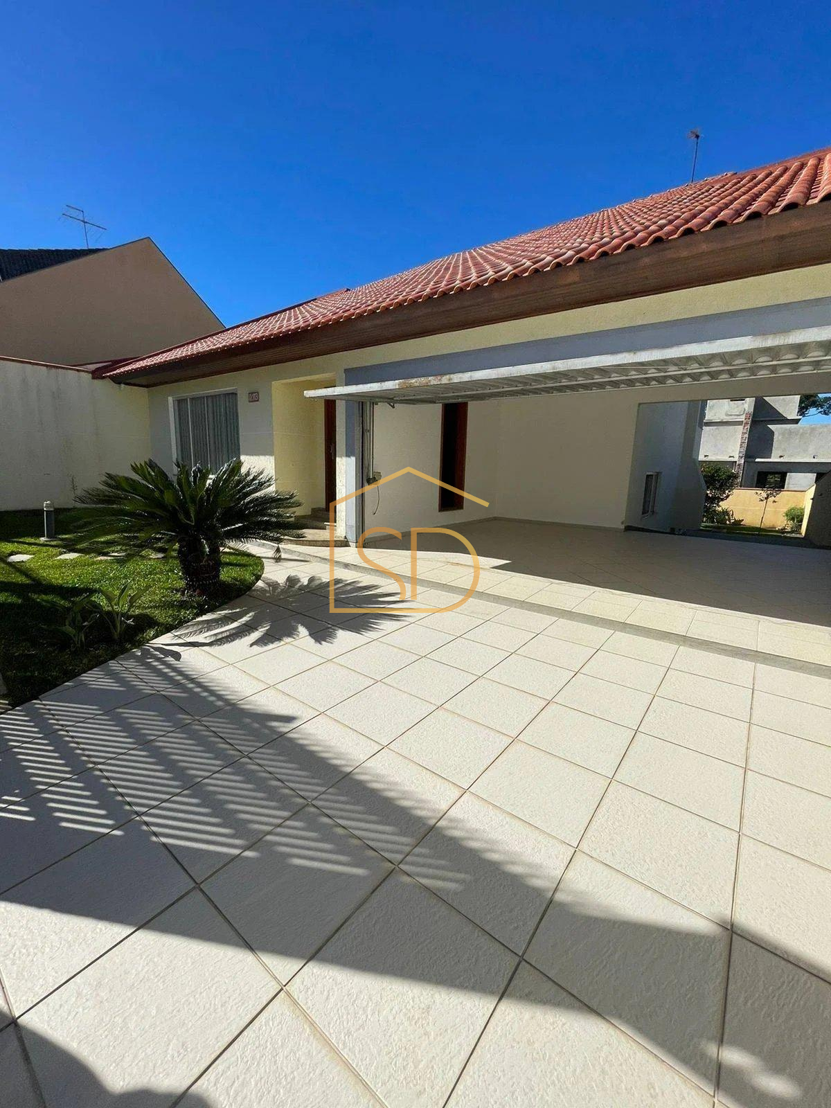 Linda Casa Alto Padrão com 3 quartos 1 suíte, 207,32m², à venda em São José dos Pinhais, Aristocrata - Solange Delfim Consultora de Imóveis