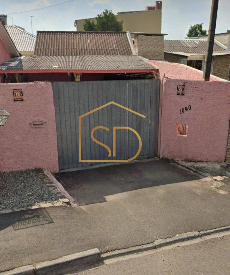 Excelente casa de esquina 3 quartos em São José dos Pinhais, bairro Quissisana. - Solange Delfim Consultora de Imóveis