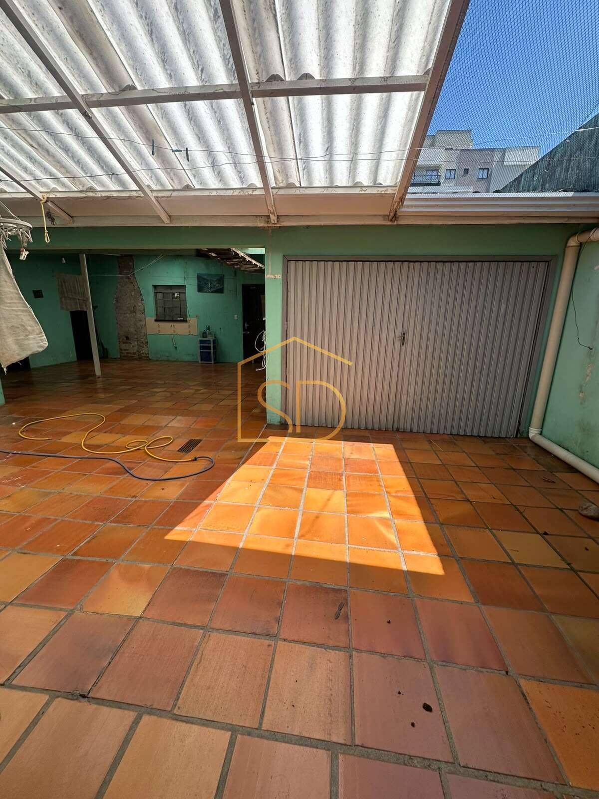 Casa Comercial para alugar com 120m² 5 vagas em São José dos Pinhais no bairro São Pedro. - Solange Delfim Consultora de Imóveis