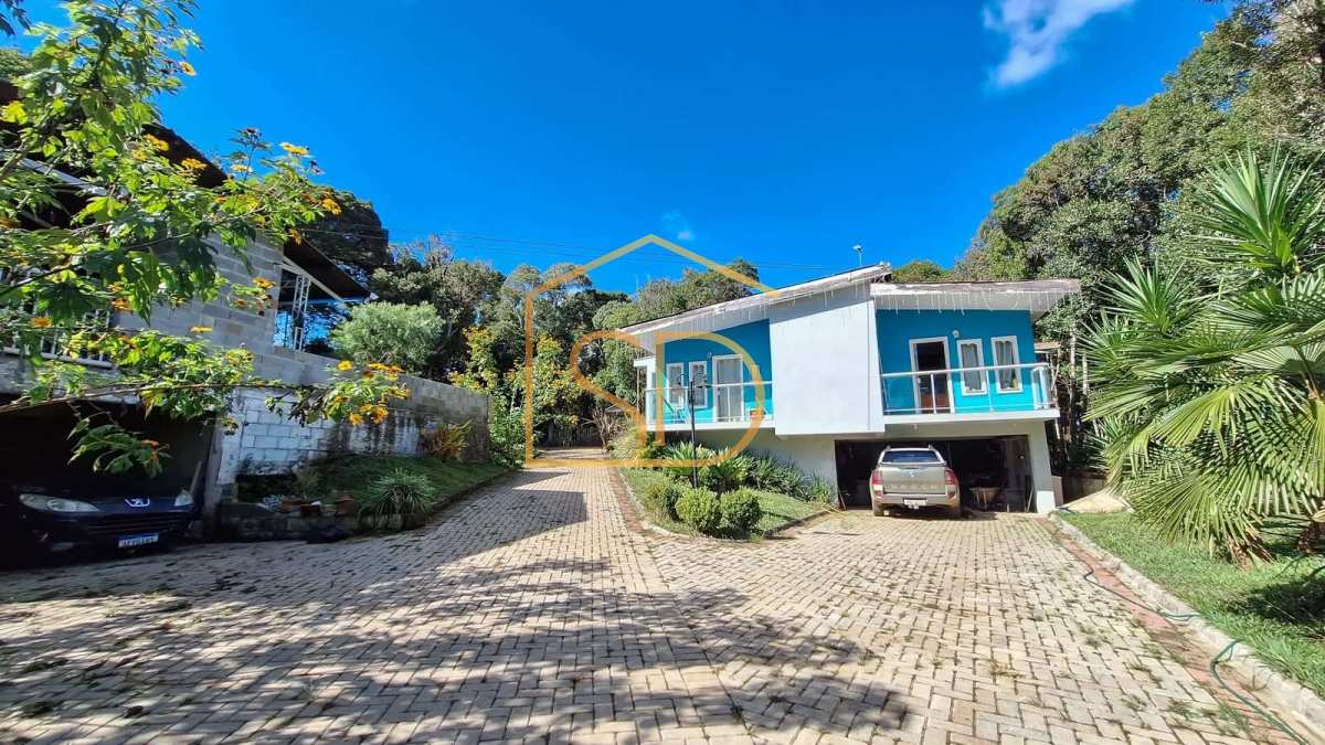 Chácara com linda casa à venda, no Condomínio Sol Nascente em Tijucas do Sul, Rio do Una, com 3 suítes, 185m² - Solange Delfim Consultora de Imóveis