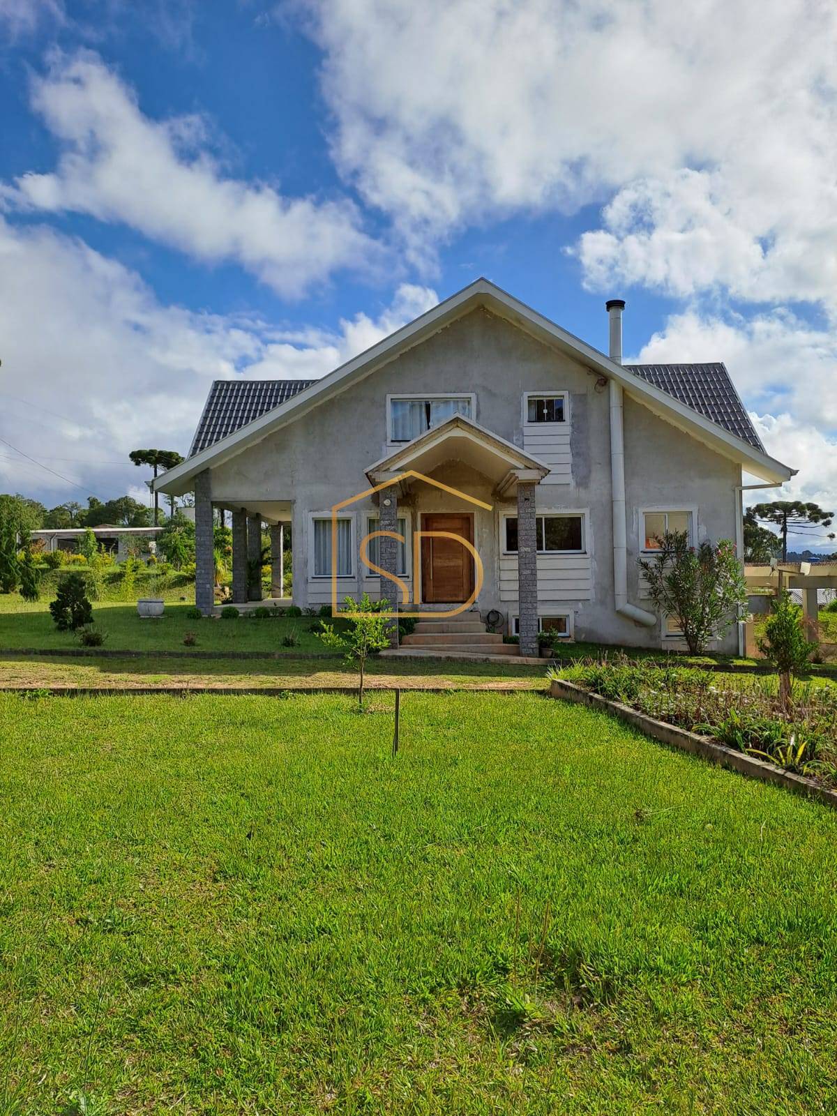 Espetacular Chácara com 7.996,60m² e Linda Casa 300m²,4 quartos no Condomínio Sol Nascente , à venda em Tijucas do Sul, Rio de Una - Solange Delfim Consultora de Imóveis