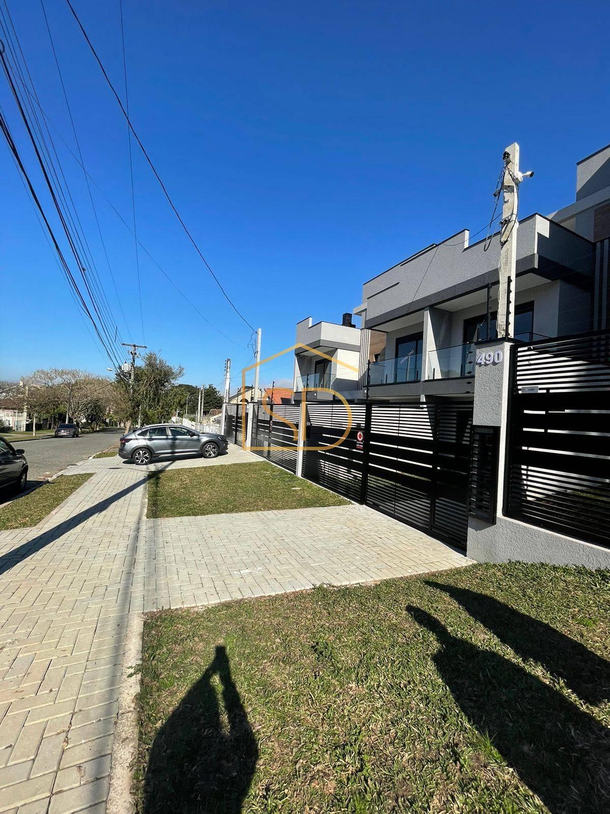 Espetacular Sobrado Alto Padrão de esquina com 3 suites, Ático e Varanda Gourmet, 225m², à venda em Curitiba, Água Verde