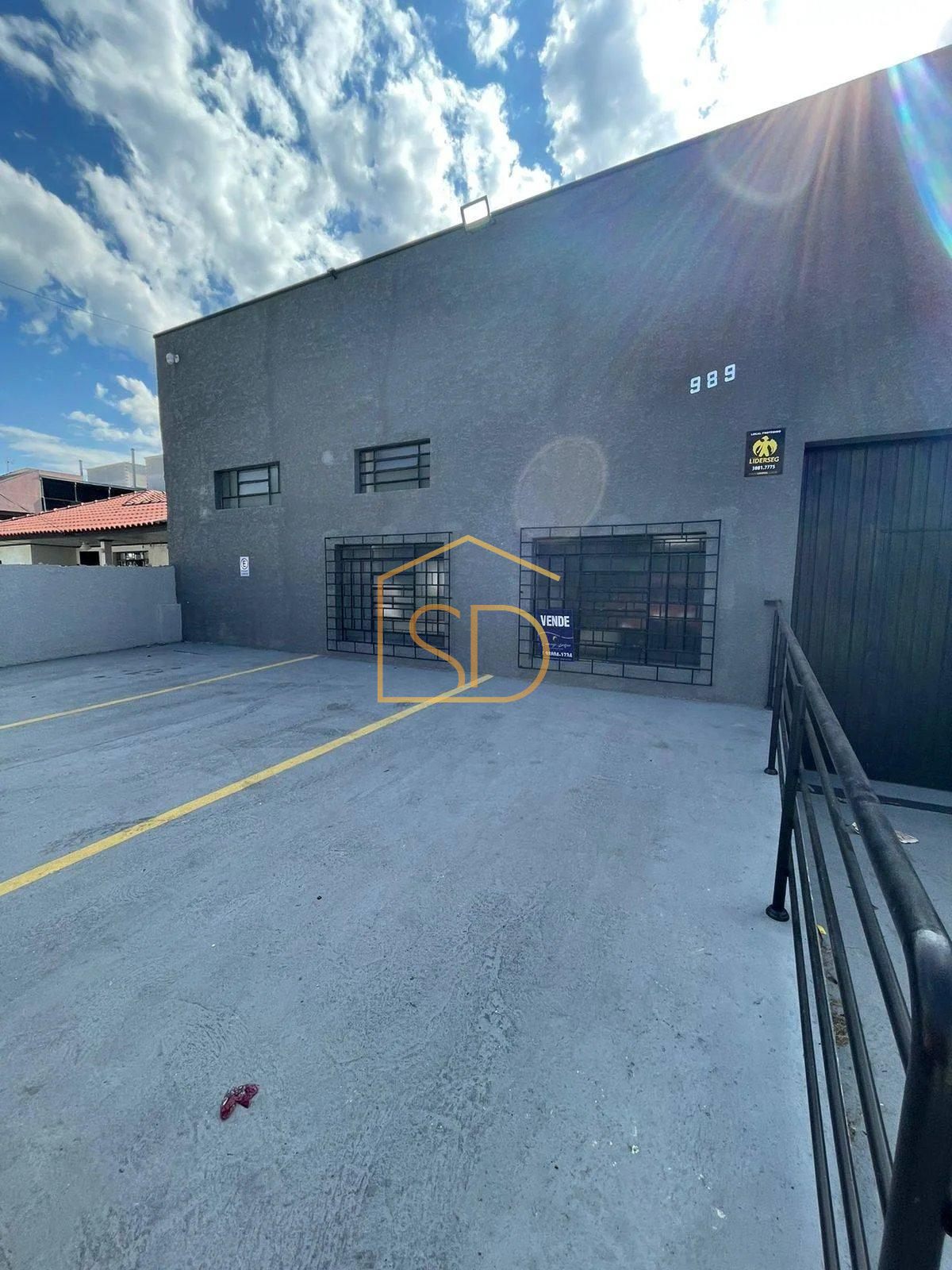 Excelente Barracão Comercialou Industrial , 320m², á venda, em São José dos Pinhais, Cidade Jardim - Solange Delfim Consultora de Imóveis