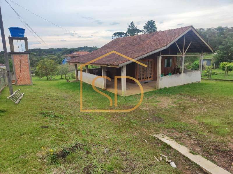 Maravilhosa Chácara à venda, 2.643.97 m² no Condomínio Sol Nascente em Tijucas do Sul, Rio de Una, com 2 quartos e Pomar - Solange Delfim Consultora de Imóveis