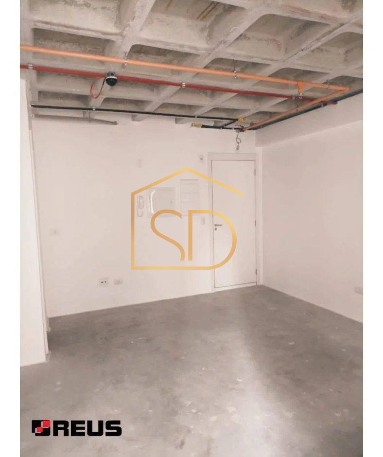 Excelente Sala Comercial no Edifício Novo Centro, 28,7m², à venda em Curitiba, Centro - Solange Delfim Consultora de Imóveis