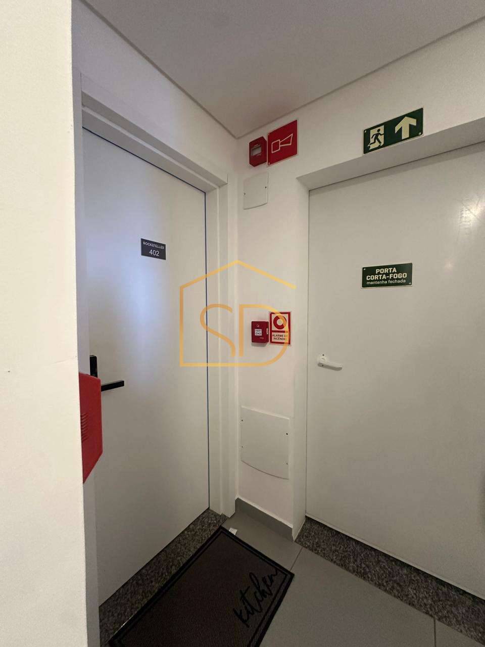 Maravilhoso Studio para alugar semimobiliado no Centro, com 1 quarto, 39m² em São José dos Pinhais, 400 metros do Shopping - Solange Delfim Consultora de Imóveis