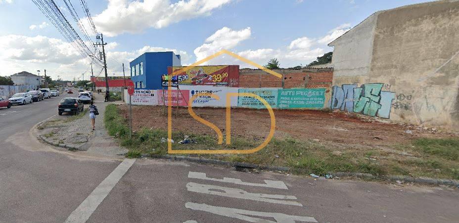Oportunidade Terreno com 205,21m² ,de esquina com alvará de construção aprovado para lojas, à venda no Tatuquara em Curitiba